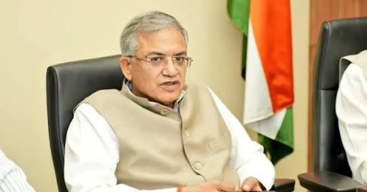 ECI में 14 लिखित आपत्तियों से उठे सवाल, CEC ज्ञानेश कुमार के खिलाफ विपक्ष फिर मुखर