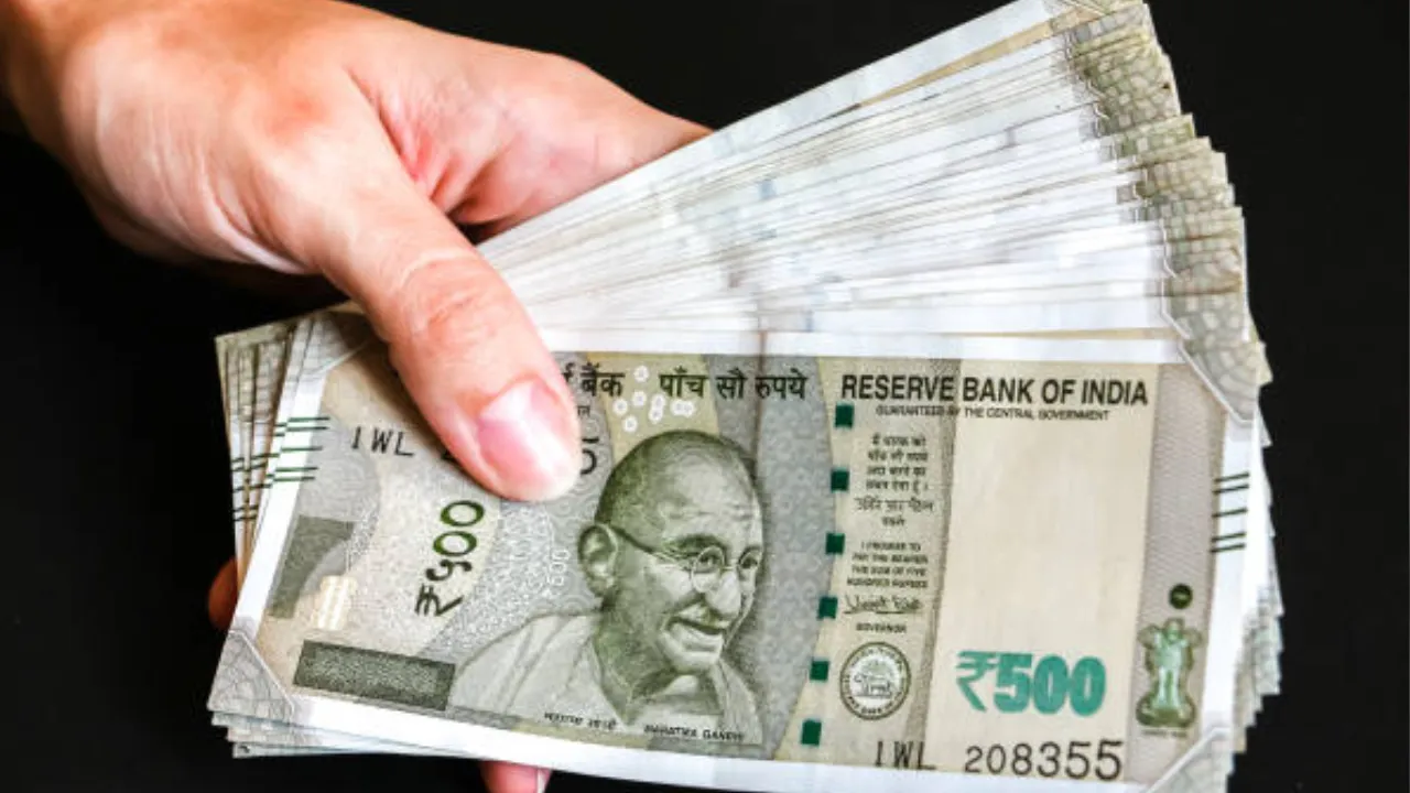 तमाड़ में जाली नोट मिलने की सूचना से हड़कंप, 500 रुपये के 40 से अधिक संदिग्ध नोटों के साथ युवक हिरासत में