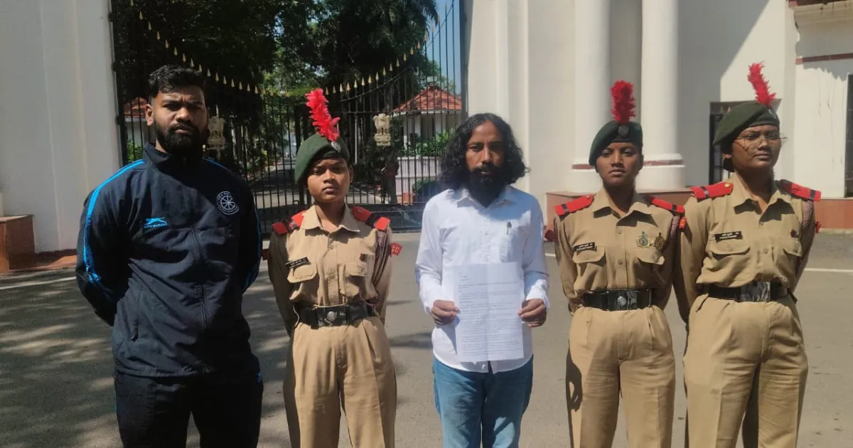 PPK कॉलेज की NCC यूनिट फिर शुरू कराने की मांग, राज्यपाल संतोष गंगवार को सौंपा ज्ञापन
