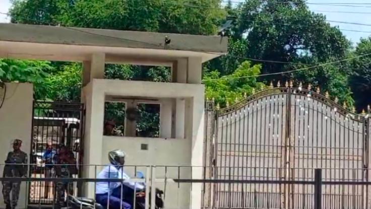 Breaking: कोल्हान के चार JMM विधायक पहुंचे सीएम हाउस