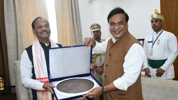 मुलाकात हुई, क्या बात हुई ?