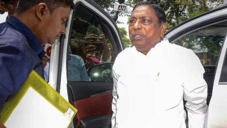 पूर्व मंत्री आलमगीर आलम को झटका, हाईकोर्ट ने खारिज की जमानत याचिका