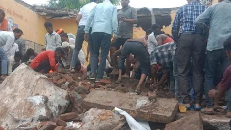 4.28 करोड़ वाली फाइल नहीं रूकती तो शायद झालावाड़ में नहीं होती 7 मासूमों की मौत... बच्चों की मौत का जिम्मेदार कौन?