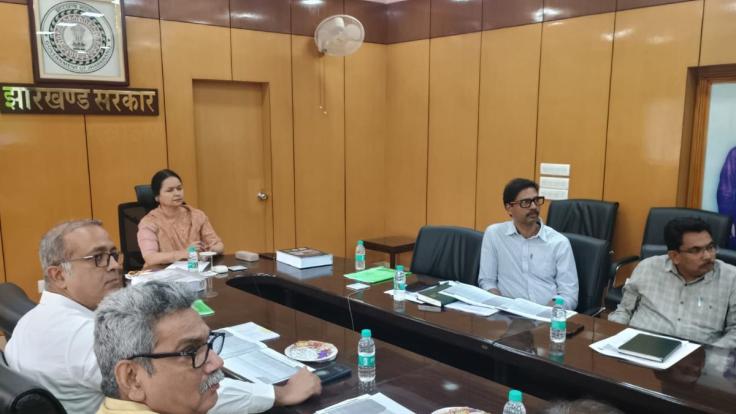 जल संकट से निपटने के लिए सरकार बना रही एक्शन प्लान, चीफ सेक्रेटरी की अध्यक्षता में हुई स्टीयरिंग कमेटी की मीटिंग