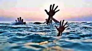 Gumla में दर्दनाक हादसा: तालाब में डूबने से दो चचेरी बहनों की मौत, तीन को ग्रामीणों ने बचाया