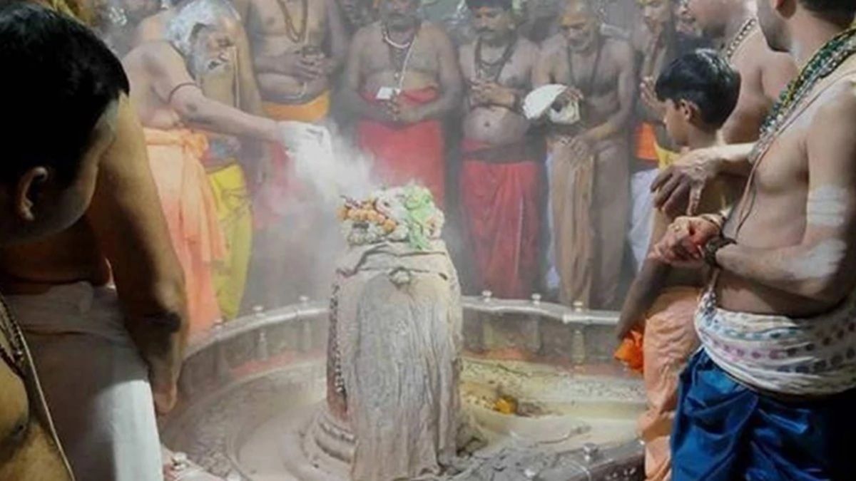 सावन में महाकाल दर्शन से पहले ये खबर जरूर पढ़ लें! बदल गया मंदिर का समय, भस्म आरती के भी नए नियम लागू
