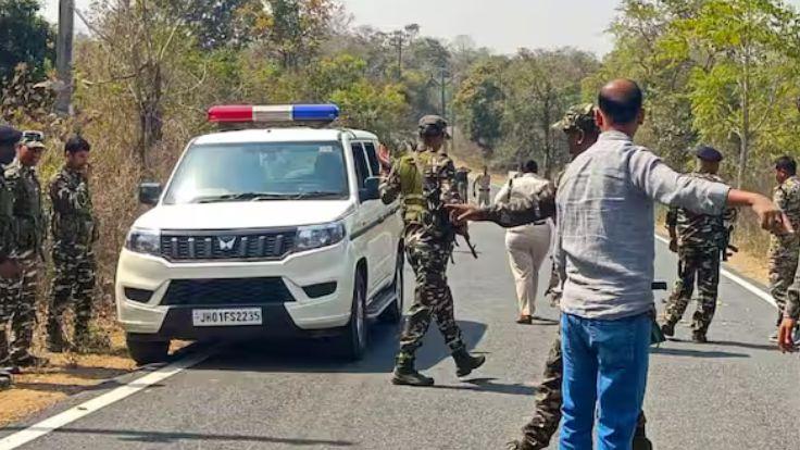 पलामू के मनातू में पुलिस-नक्सलियों में मुठभेड़, 2 जवान शहीद, एक घायल