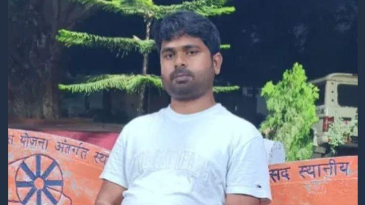 मोतिहारी में RJD प्रत्याशी के घर छापेमारी, बीजेपी नेता की हत्या के आरोपी को उठा ले गई पुलिस