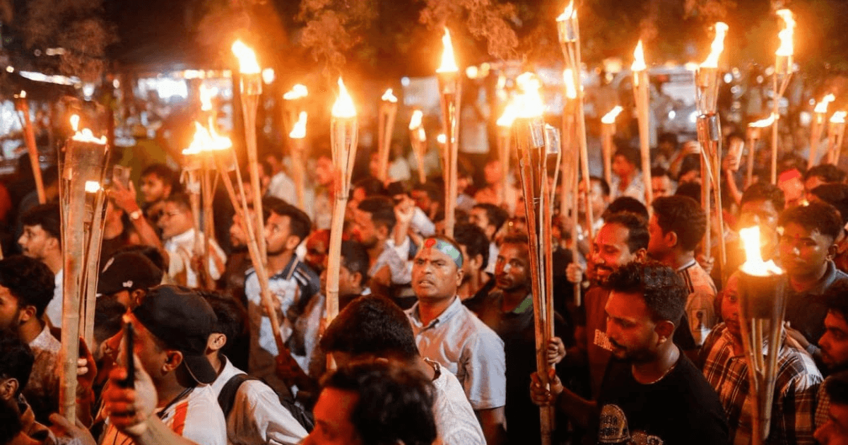 ढाका में गूंजा ‘जय श्री राम’, सड़कों पर उतरे हजारों हिंदू, सरकार को 72 घंटे का अल्टीमेटम