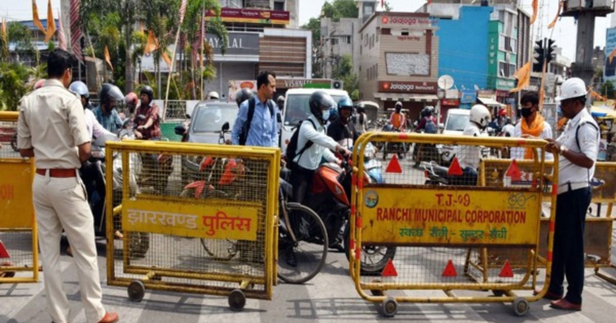 26 जनवरी को रांची में बदलेगी ट्रैफिक व्यवस्था, कई मार्गों पर नो एंट्री, जानें वैकल्पिक रूट