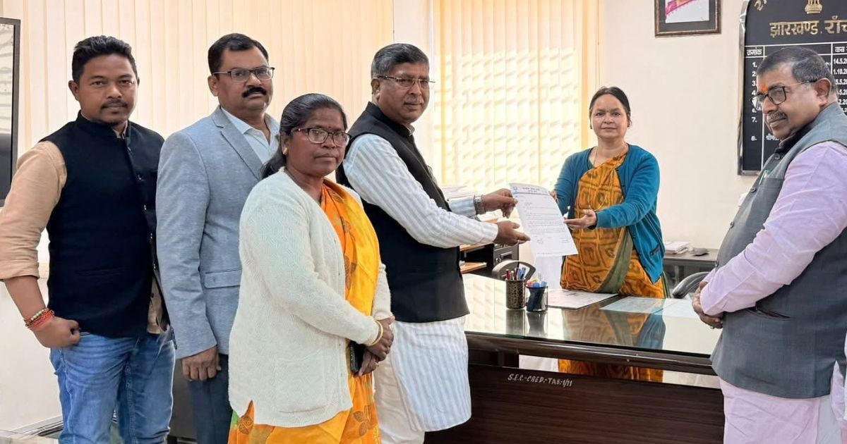 बैलेट पेपर से चुनाव पर सियासत गरम, बीजेपी बोली– बूथ कैप्चरिंग रोकने को केंद्रीय सुरक्षा बल जरूरी