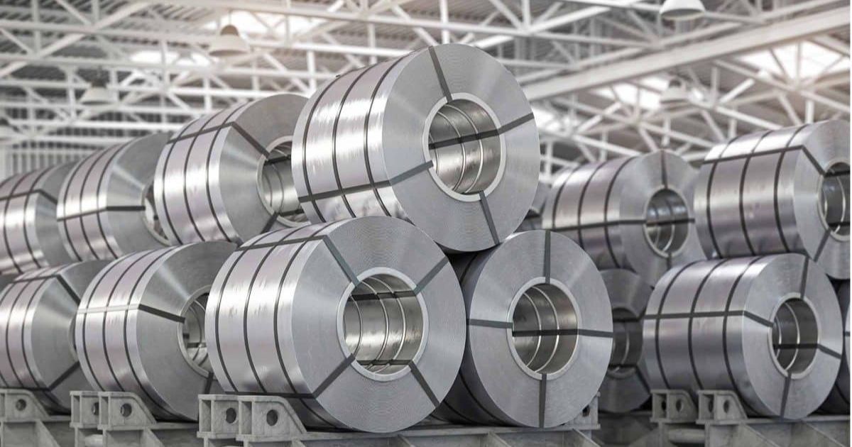 ईरान युद्ध के 17 दिन: एल्युमिनियम में तेज उछाल, सोना-चांदी के दाम गिरे