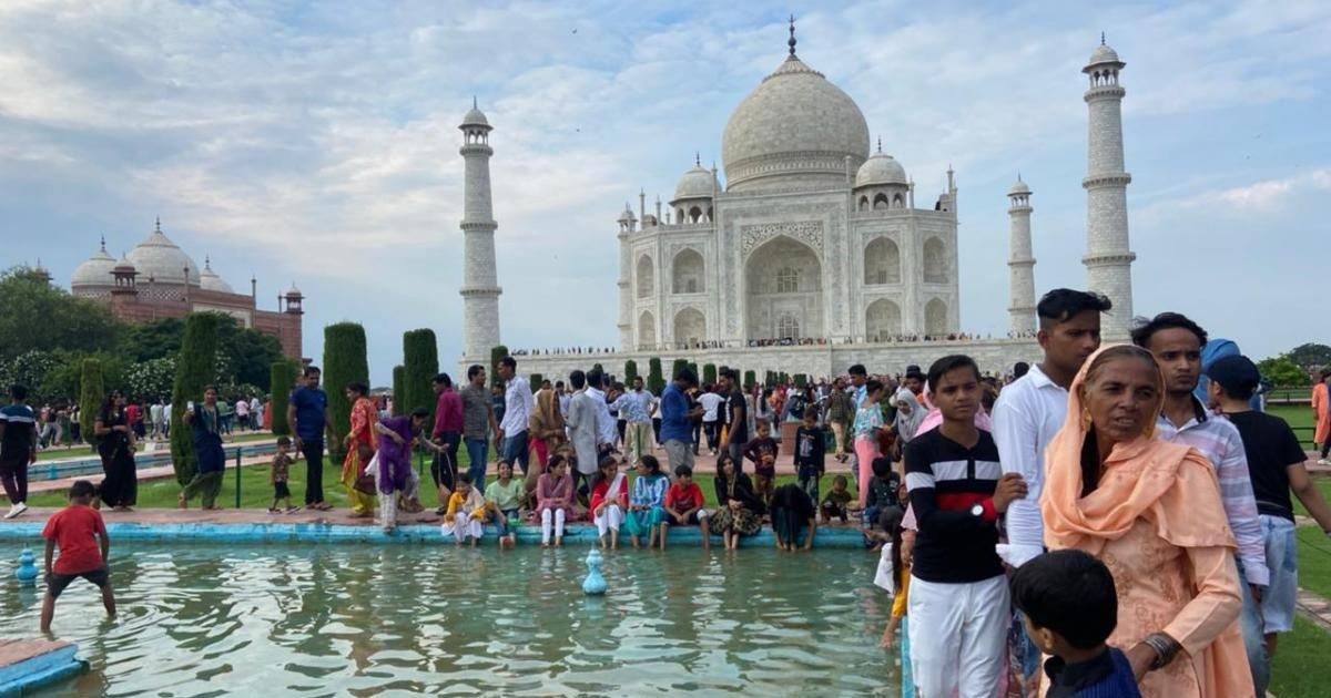 ताजमहल टिकट के नाम पर साइबर ठगी: फर्जी वेबसाइट से विदेशी पर्यटकों को लगाया चूना