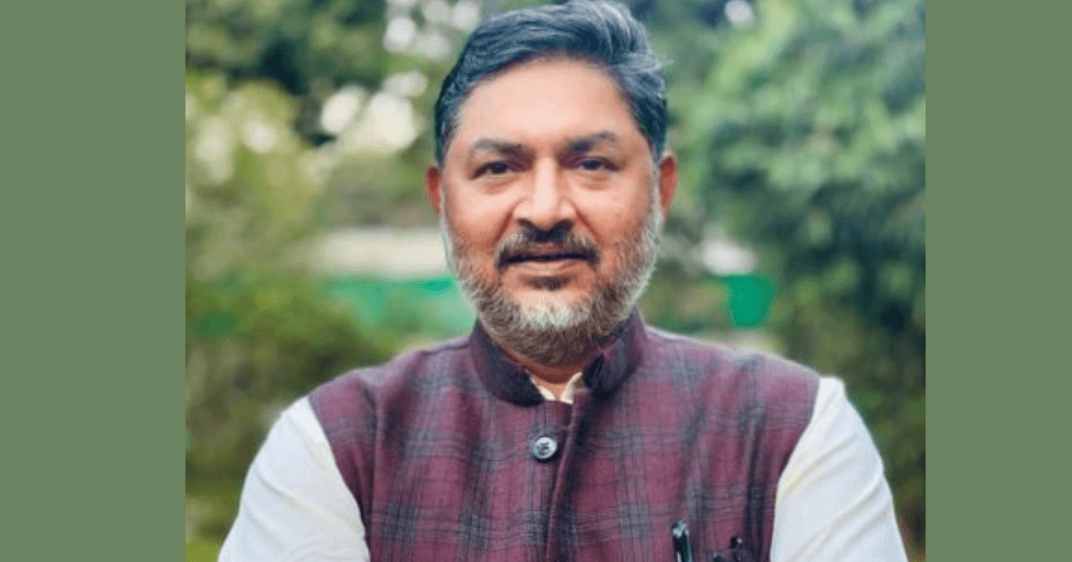 राज्यसभा चुनाव : कांग्रेस उम्मीदवार प्रणव झा ने तेजस्वी यादव से मिलकर मांगा समर्थन
