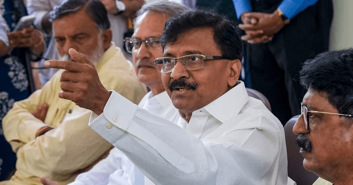 Sanjay Raut: बागी सांसदों पर फूटा संजय राउत का गुस्सा, बोले- गद्दारी इनके खून में है, गाली गलौज पर उतरे 