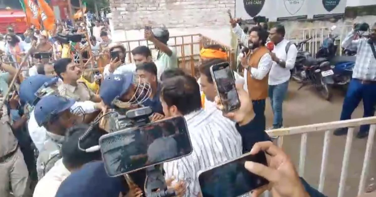Live Update: रांची बना रणक्षेत्र! पुलिस का लाठीचार्ज, भगदड़ में बदला बीजेपी कार्यालय का घेराव, सड़क पर मचा हड़कंप