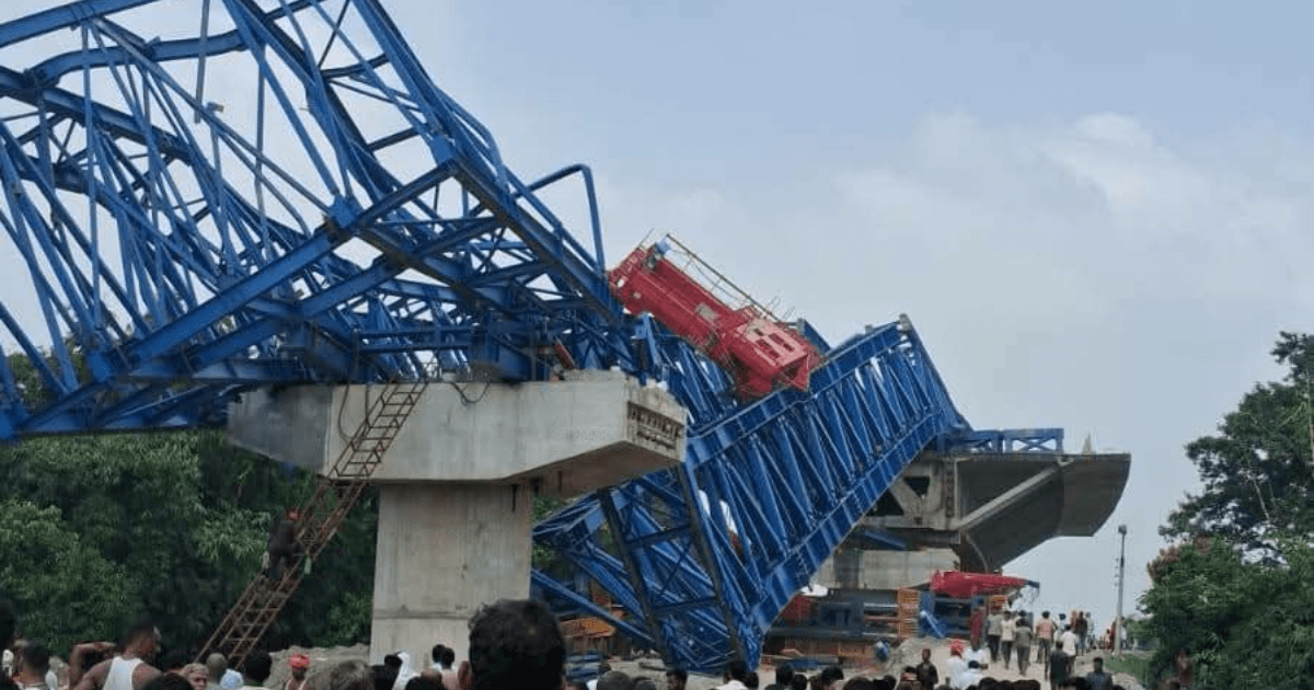 गंडक नदी के पास पुल निर्माण के दौरान बड़ा हादसा, 6 कर्मचारी घायल; दो की हालत गंभीर