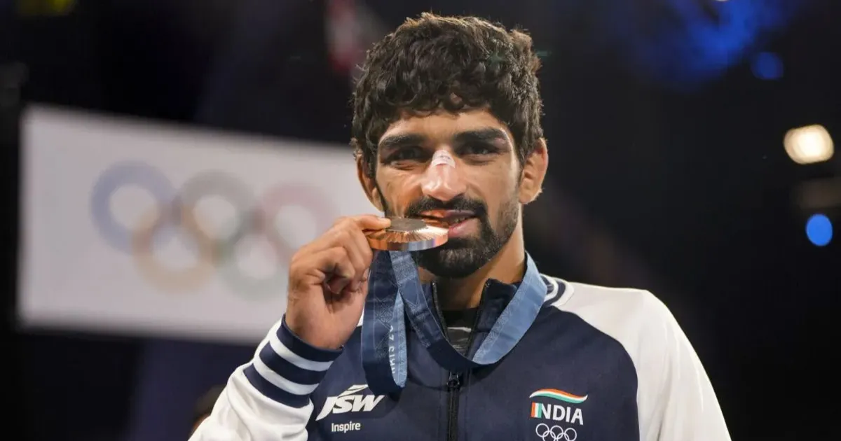 Asian Games 2026: आखिरी मिनट में अमन सहरावत ने पलटा मैच, वर्ल्ड नंबर-1 पहलवान को हराकर जीता गोल्ड