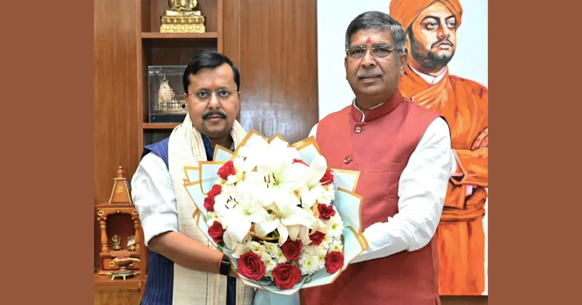भाजपा के राष्ट्रीय अध्यक्ष नितिन नवीन से प्रदेश अध्यक्ष आदित्य साहू ने की शिष्टाचार मुलाकात