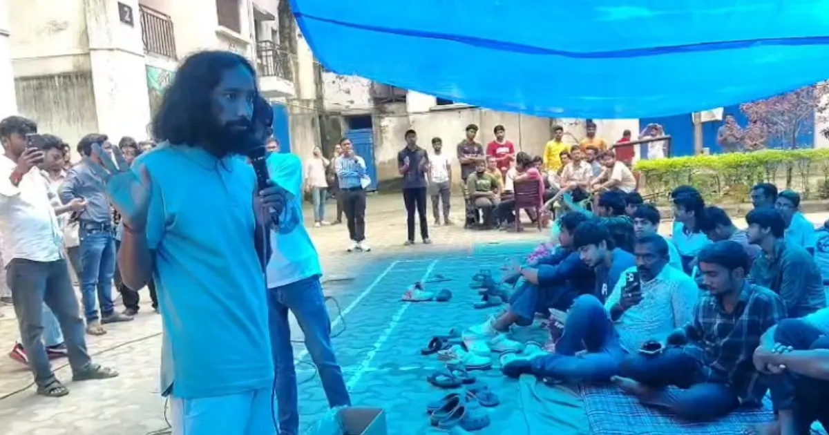 IIIT रांची में देवेंद्रनाथ महतो ने छात्रों का किया समर्थन, प्रबंधन पर उठाए सवाल, निदेशक से मांगा इस्तीफा