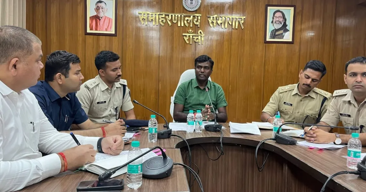 दीपावली, काली पूजा और छठ को लेकर रांची प्रशासन अलर्ट, सुरक्षा व्यवस्था पर सख्त निर्देश
