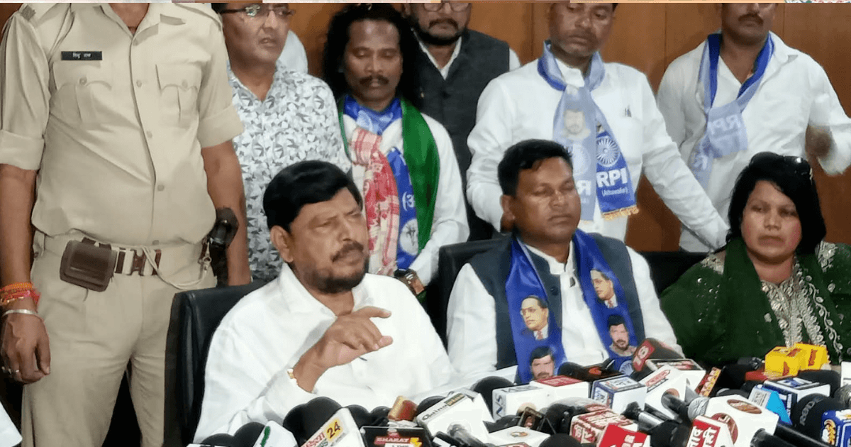 JPSC-JSSC विवाद के बीच रामदास आठवले का बड़ा दांव, बोले- झारखंड में चाहिए नई भर्ती नीति