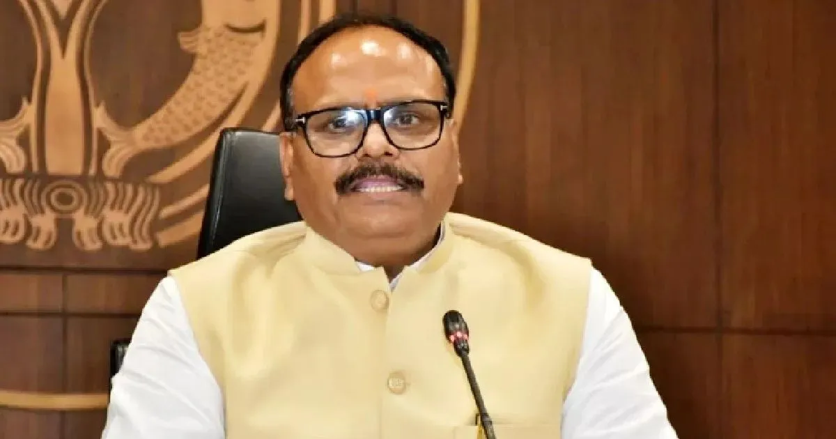 मरीजों की पर्ची पर हिंदी में लिखें दवाओं के नाम, डॉक्टरों से बोले डिप्टी CM ब्रजेश पाठक
