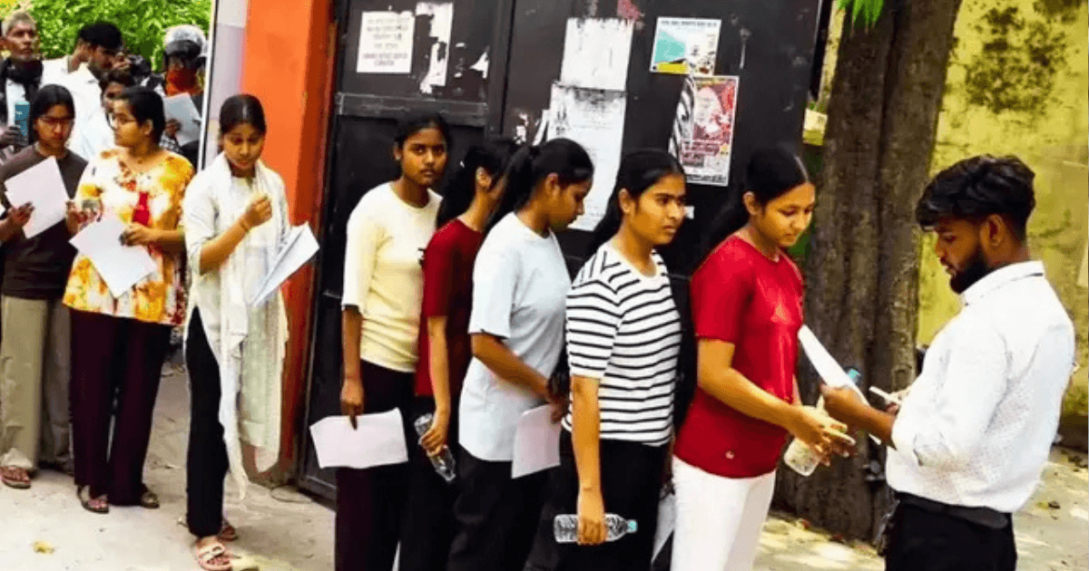 NEET री-एग्जाम फर्जीवाड़ा: 'कोड 220' से सॉल्वरों की एंट्री! EOU पूरे नेटवर्क की जांच में जुटी