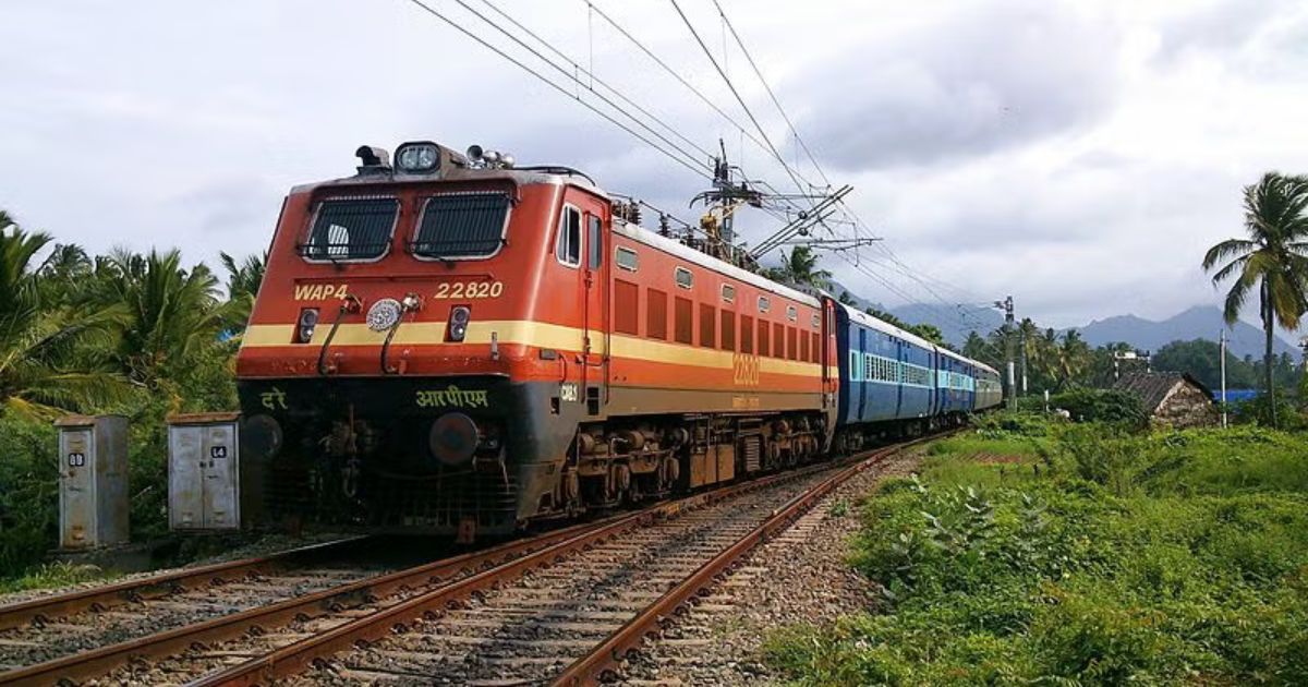 Train Ticket Price Hike: 26 दिसंबर से महंगा होगा रेल सफर, लंबी दूरी के यात्रियों पर बढ़ेगा बोझ
