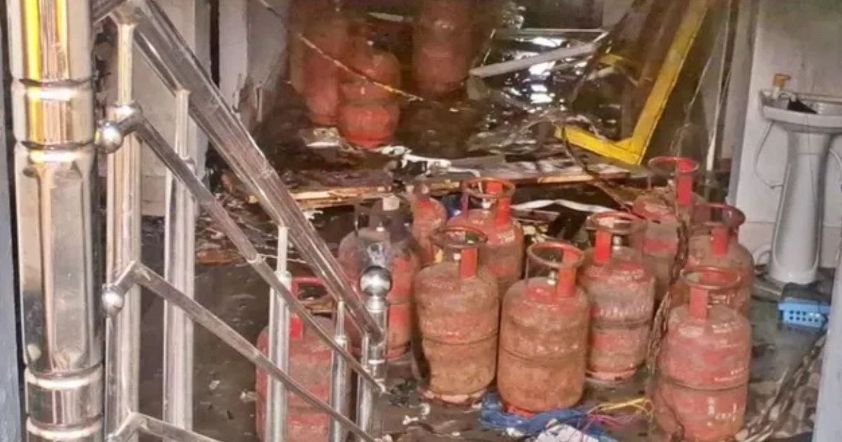 पलामू सिलेंडर ब्लास्ट में एक्शन: एजेंसी मालिक पर FIR, रिहायशी मकान में कालाबाजारी के लिए रखे थे सैकड़ों सिलिंडर