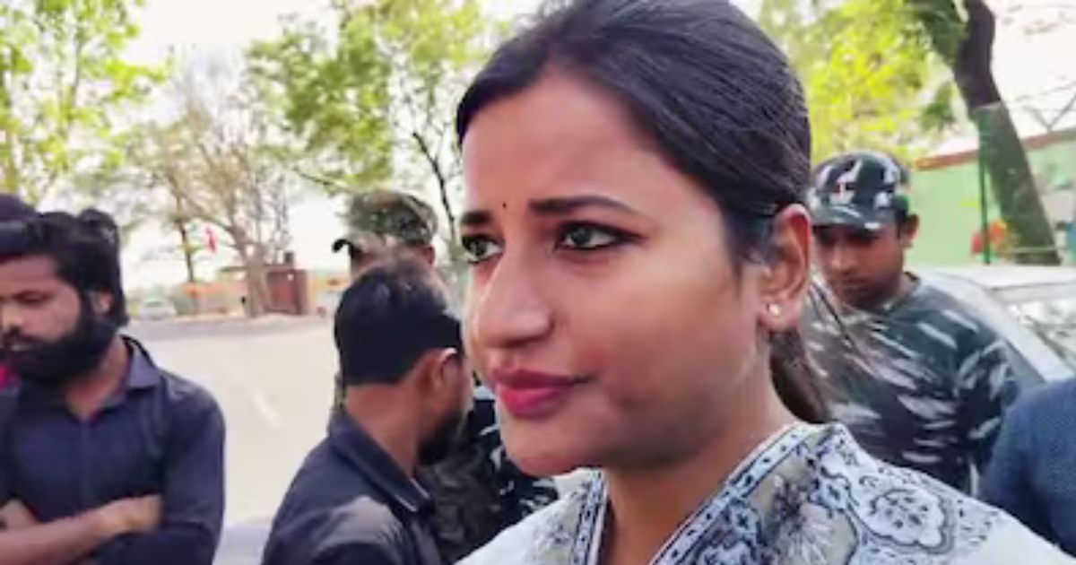 पिता निकाले गए, बेटी बागी! अंबा प्रसाद के तेवर से बढ़ी कांग्रेस की टेंशन