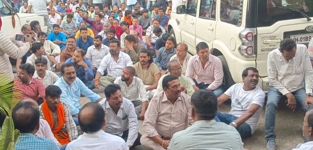 खूंटी में रामनवमी हिंसा के बाद तनाव: अनिश्चितकालीन बंद का ऐलान, प्रशासन अलर्ट पर