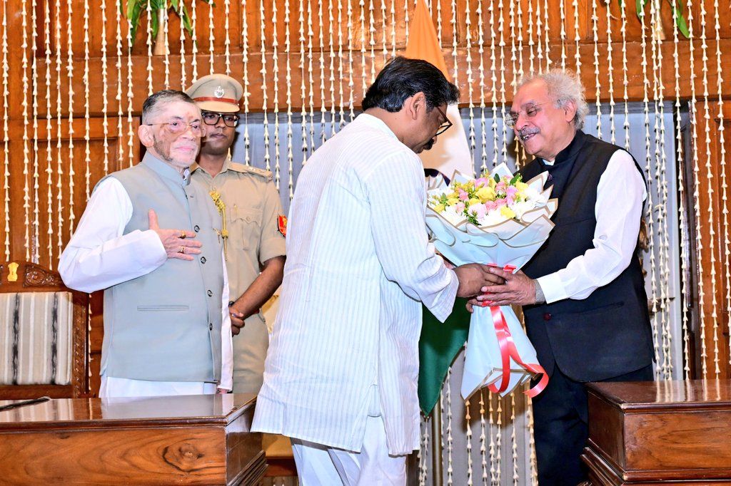 झारखंड को पांच साल बाद मिला लोकायुक्त, रिटायर्ड जज अमिताभ गुप्ता ने ली शपथ