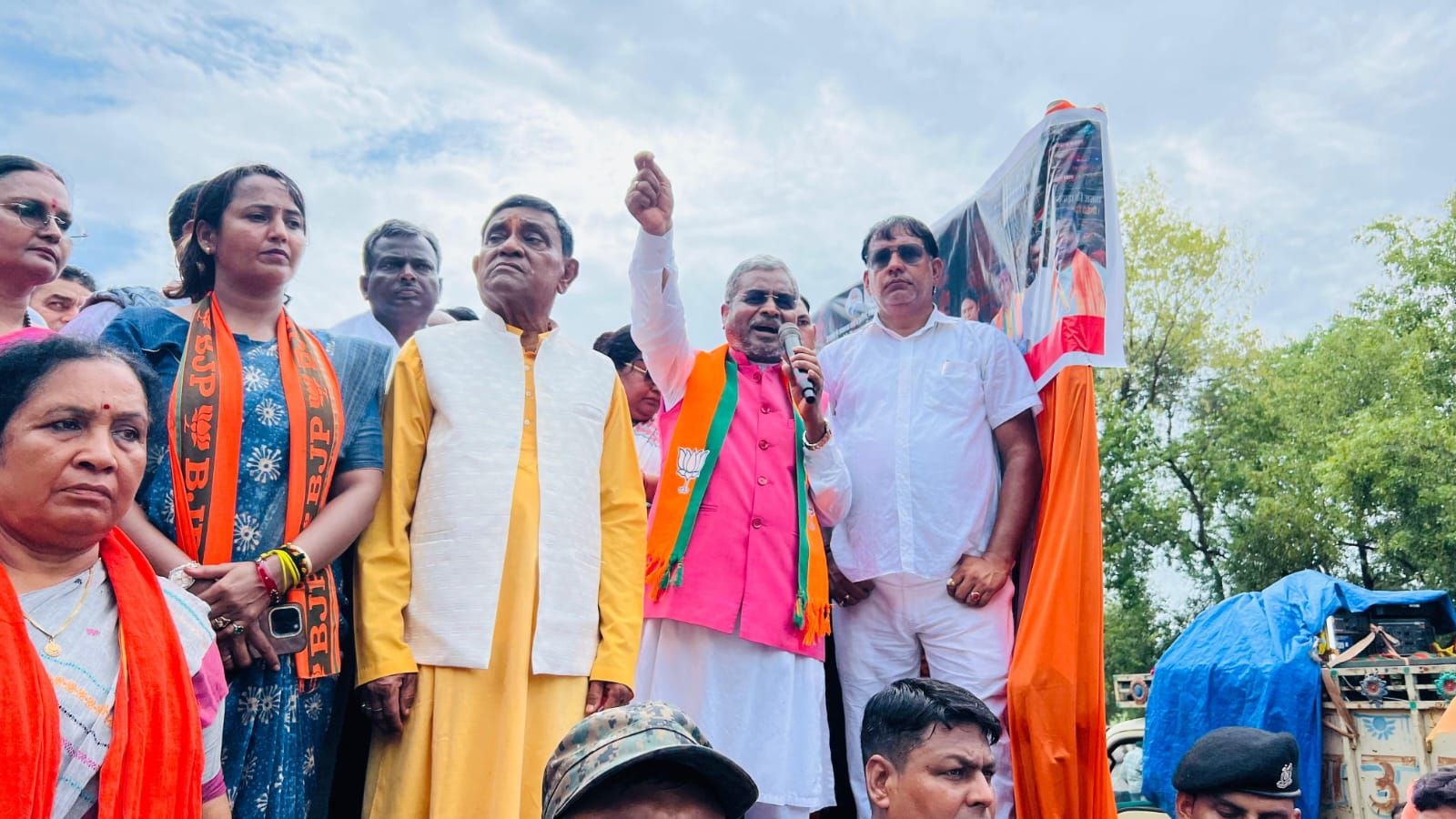 'अस्पताल बदहाल, जनता बेहाल'... जामताड़ा में बीजेपी का प्रदर्शन, बाबूलाल ने सरकार को घेरा