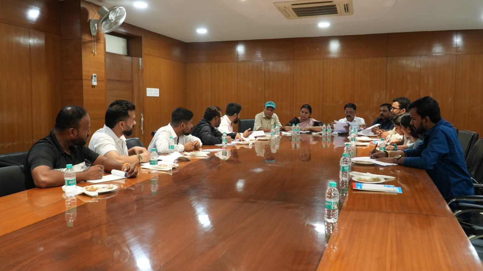 आश्वासन के आगे रास्ता बंद: सरकार ने वक्त लिया, छात्रों ने तारीख नहीं बदली! 10 अगस्त को विधानसभा के बाहर क्या बनेगा माहौल?