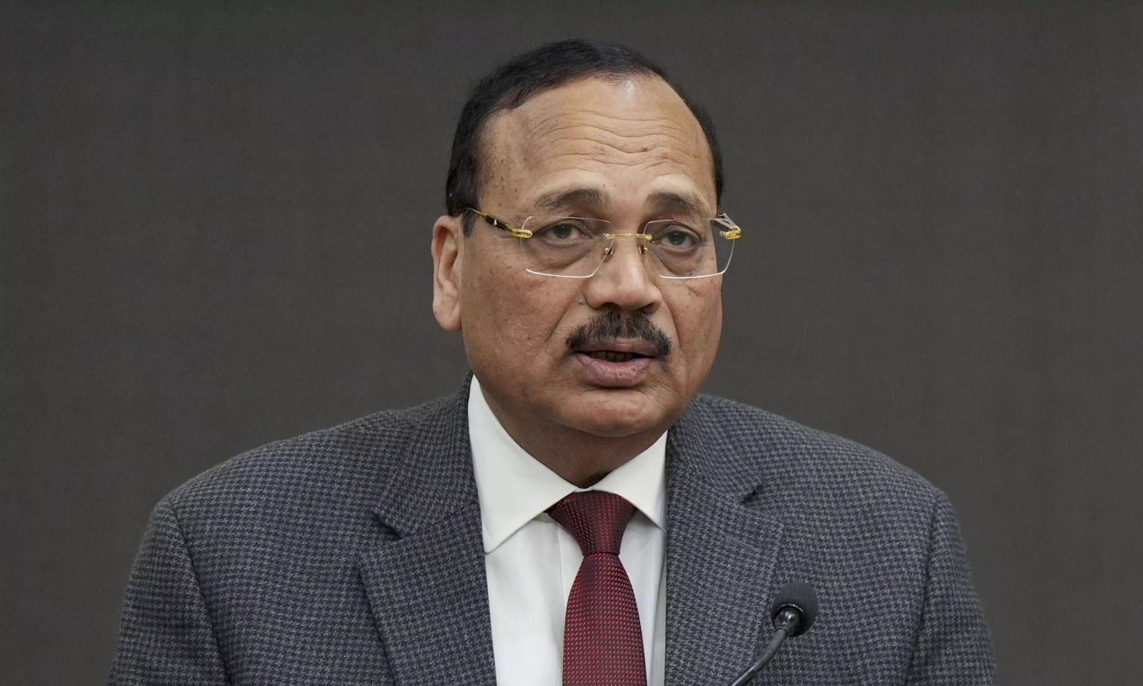 ‘जो कहा नहीं, वह भी मेरे नाम से जोड़ा’, CJI सूर्यकांत ने ‘कॉकरोच’ विवाद पर दी सफाई