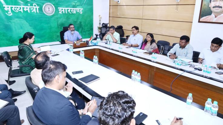 रिम्स, देवघर एम्स समेत सभी मेडिकल कॉलेजों में बनेगा हेलीपैड, सीएम ने दिया निर्देश